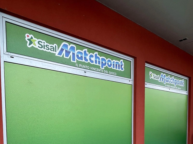 Decorazione veicoli e vetrine