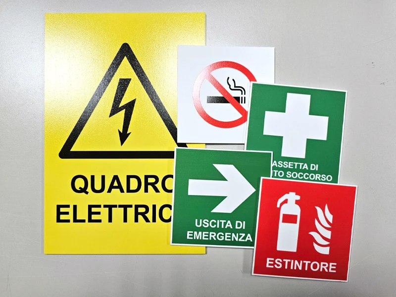 Segnaletica interna ed esterna
